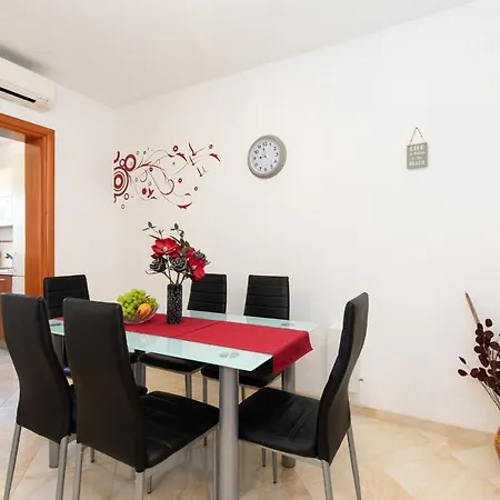 Apartman Marjeto Krk Town Exterior photo