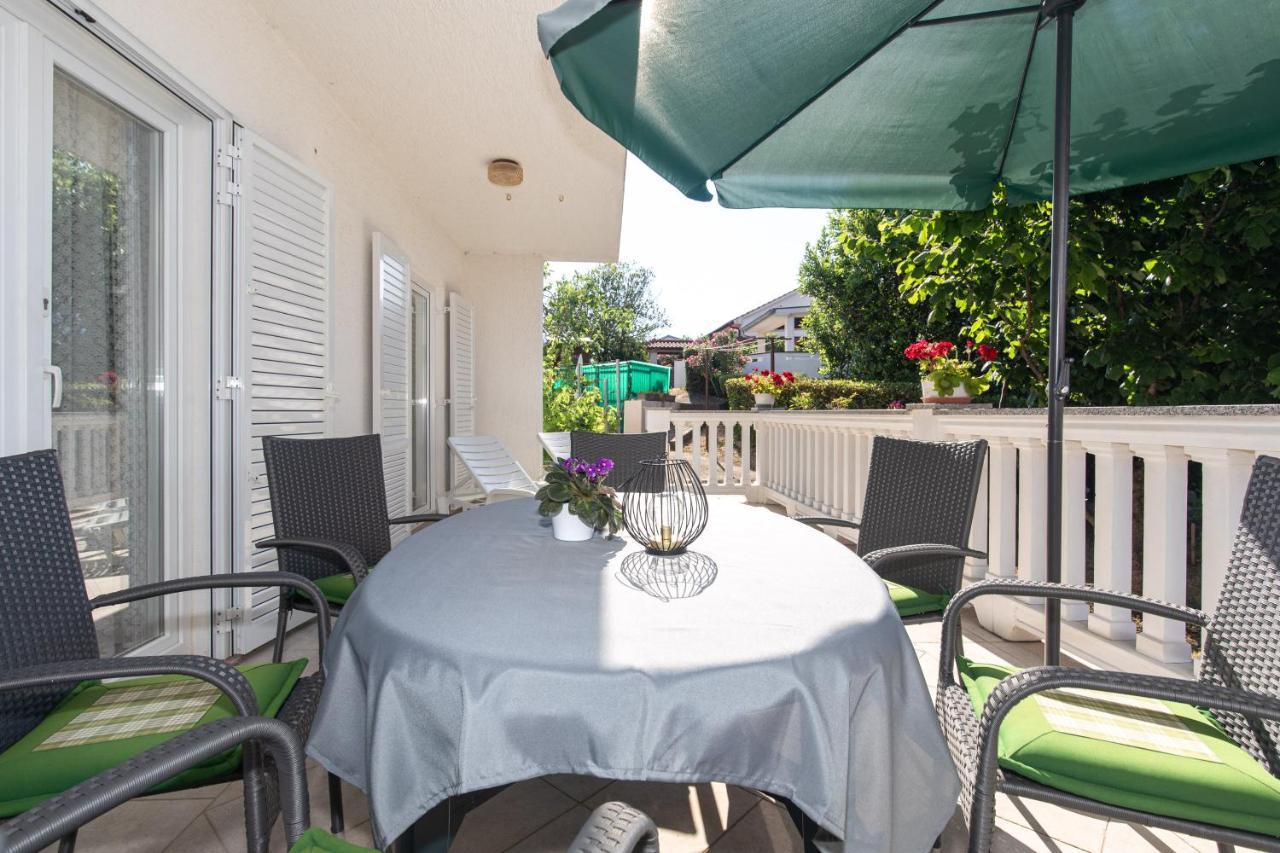Apartment Marjeto *